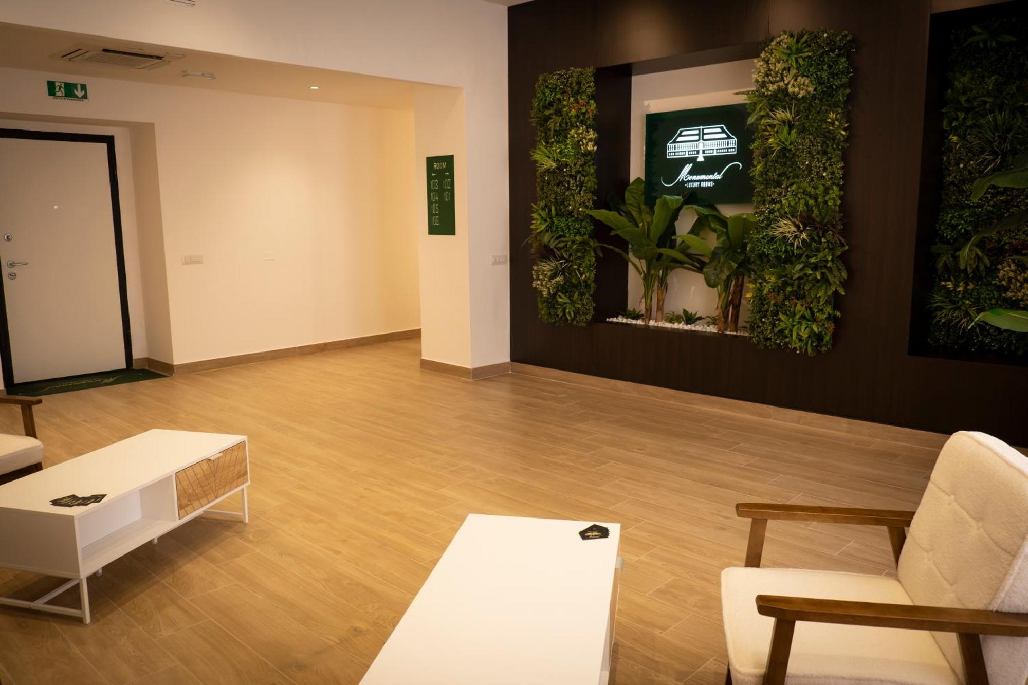 Monumental Luxury Rooms Caserta Exterior foto
